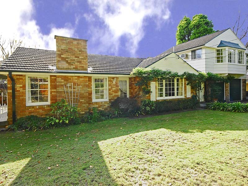 21 Gwydir Ave, Turramurra NSW 2074