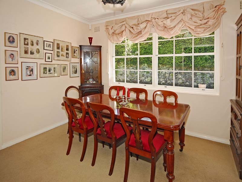 19A Macquarie Rd, Pymble NSW 2073