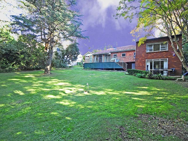 15 Larnock Ave, Pymble NSW 2073