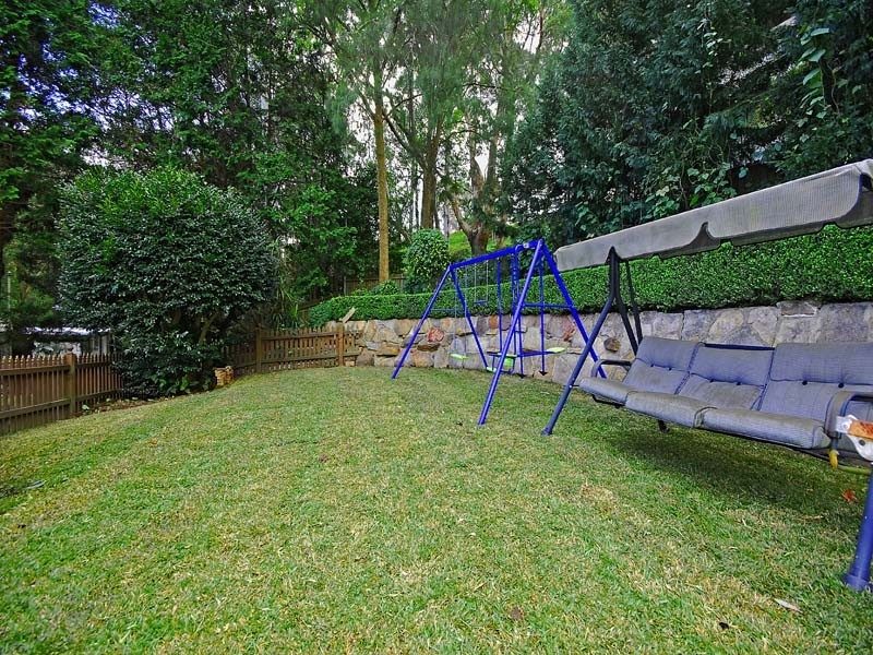 3 Bloomsbury Ave, Pymble NSW 2073