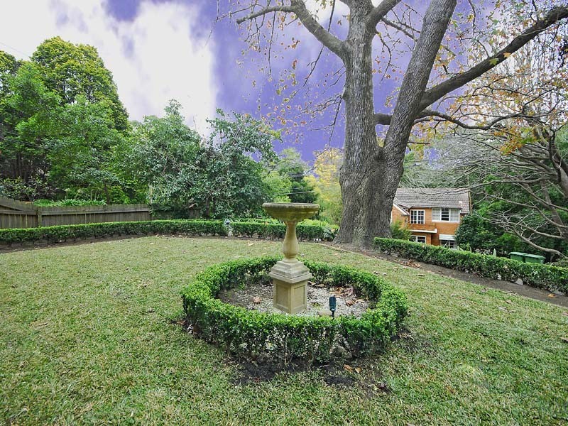 3 Bloomsbury Ave, Pymble NSW 2073