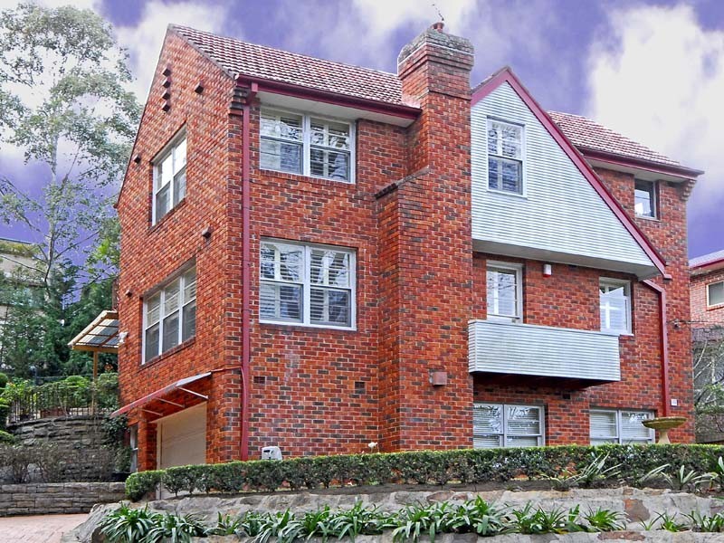 3 Bloomsbury Ave, Pymble NSW 2073