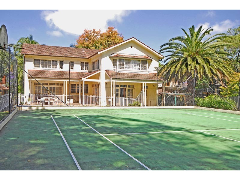 18 Warrangi Street, Turramurra NSW 2074