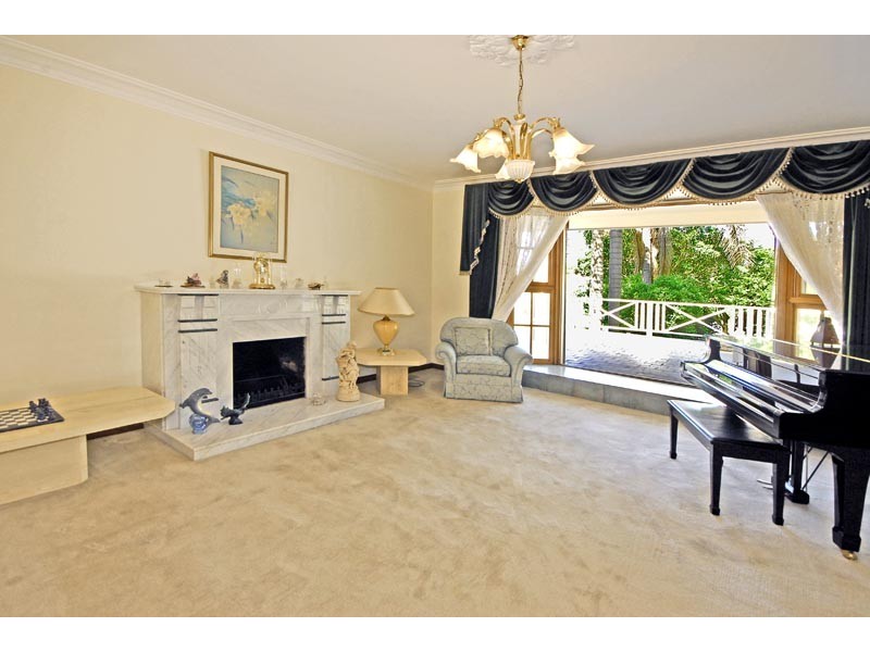 18 Warrangi Street, Turramurra NSW 2074