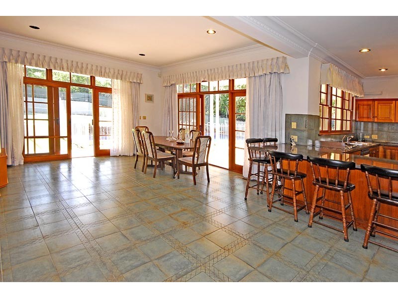 18 Warrangi Street, Turramurra NSW 2074