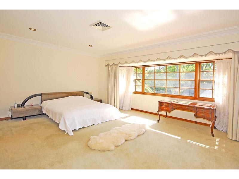 18 Warrangi Street, Turramurra NSW 2074