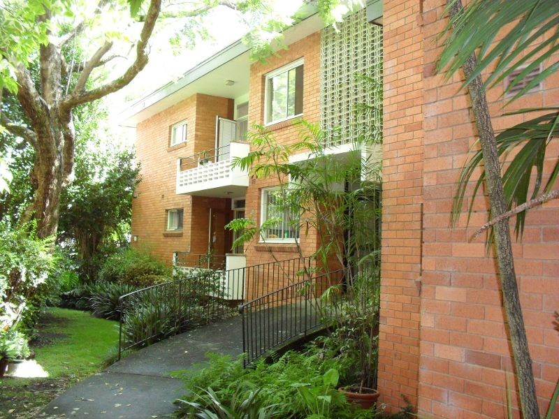8/2 Essex St, Killara NSW 2071