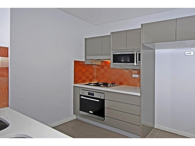 806/10 Avon Road, Pymble NSW 2073