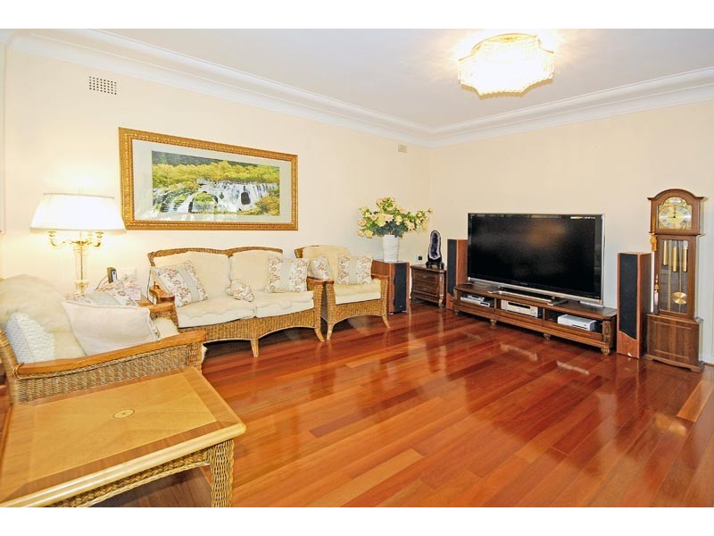 5 YARRARA ROAD, Pymble NSW 2073