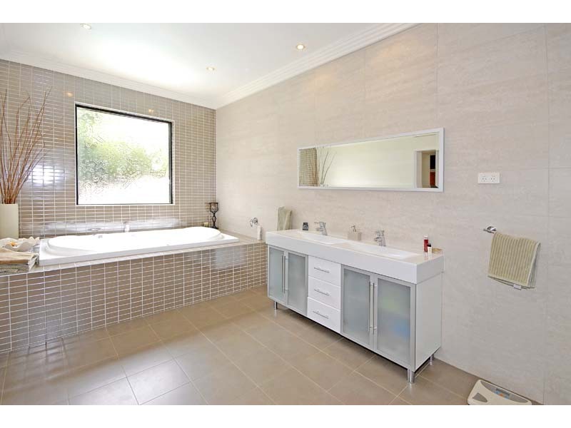 6 Bolwarra Ave, Pymble NSW 2073