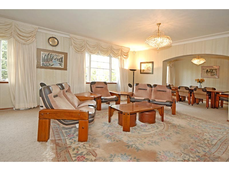 10 Tristania Place, West Pymble NSW 2073