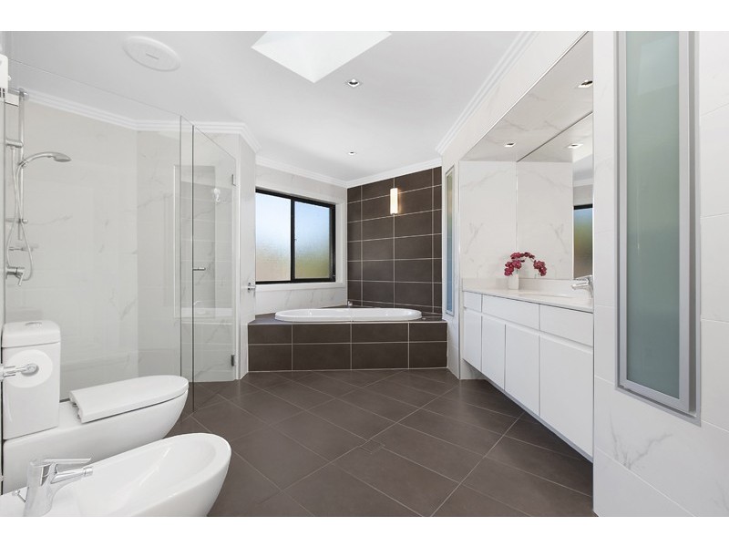 85 Junction Rd, Wahroonga NSW 2076