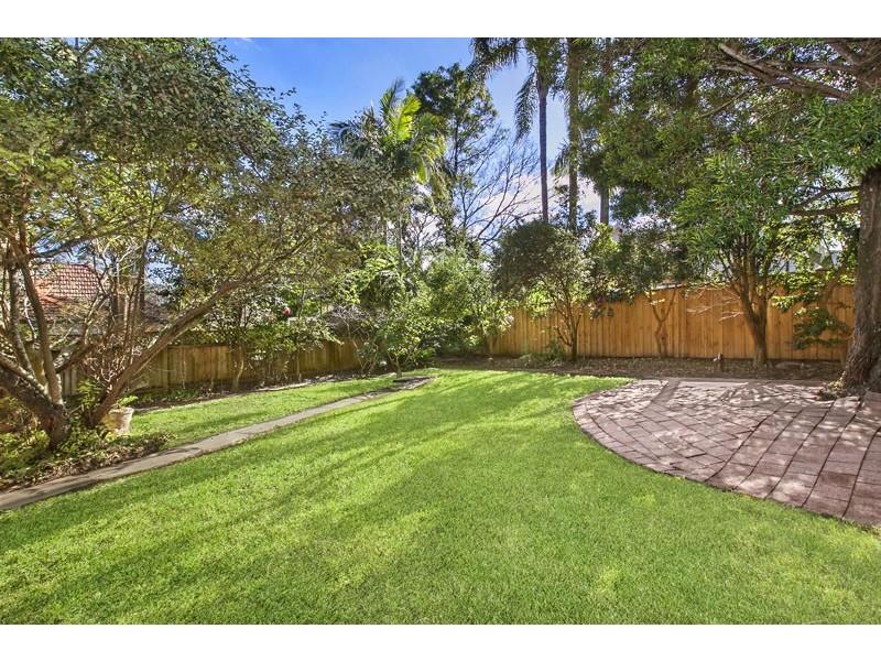 1 Carinya Rd, Pymble NSW 2073