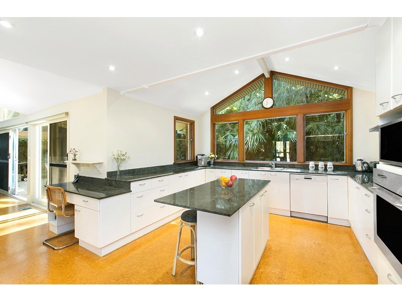 5 Oswald Cl, Warrawee NSW 2074