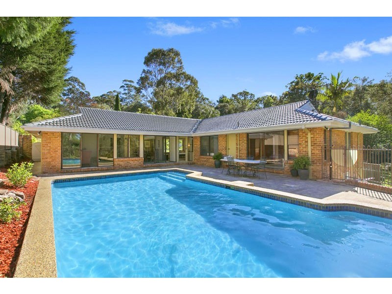 10 Woodvale Cl, St Ives NSW 2075