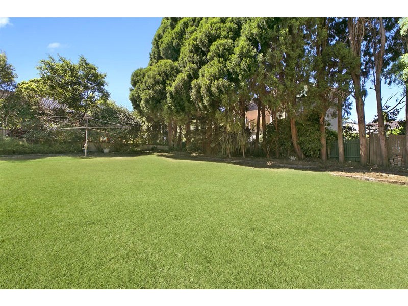 83 Telegraph Rd, Pymble NSW 2073