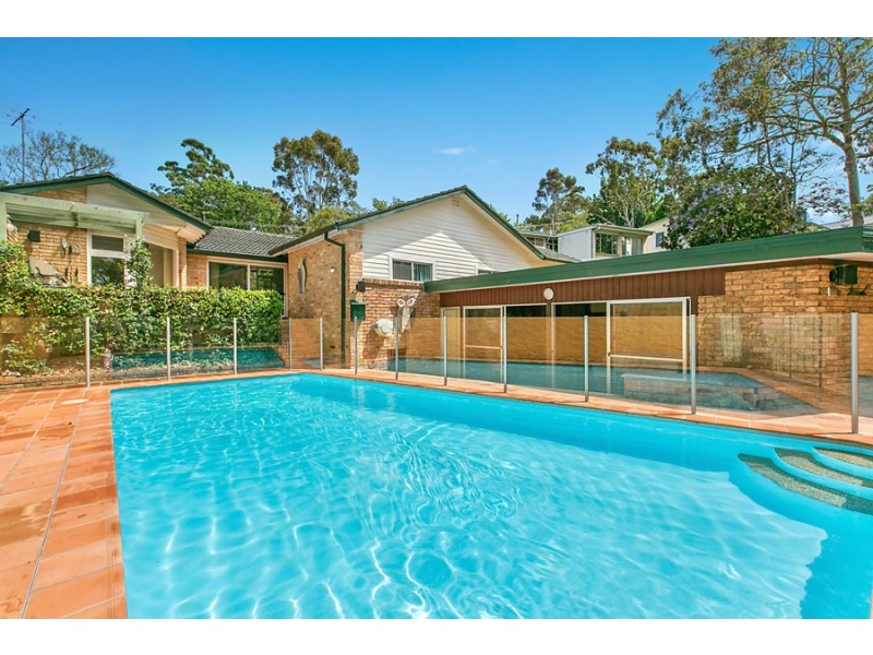61 Bolwarra Ave, West Pymble NSW 2073