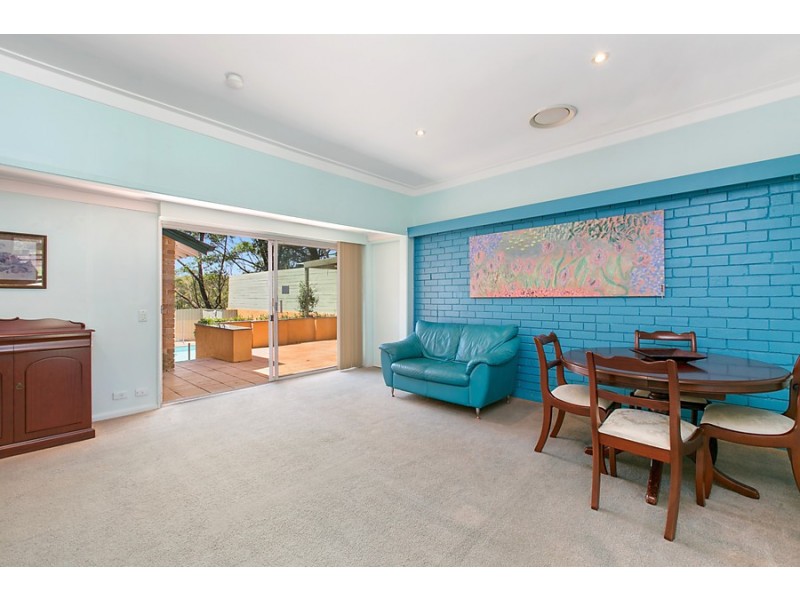 61 Bolwarra Ave, West Pymble NSW 2073