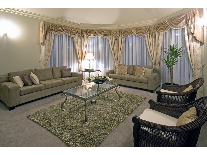 19 Cunliffe Rd, East Killara NSW 2071