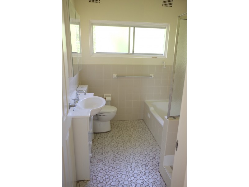 8/2 Essex St, Killara NSW 2071