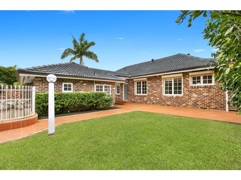 44 Romney rd, St Ives NSW 2075