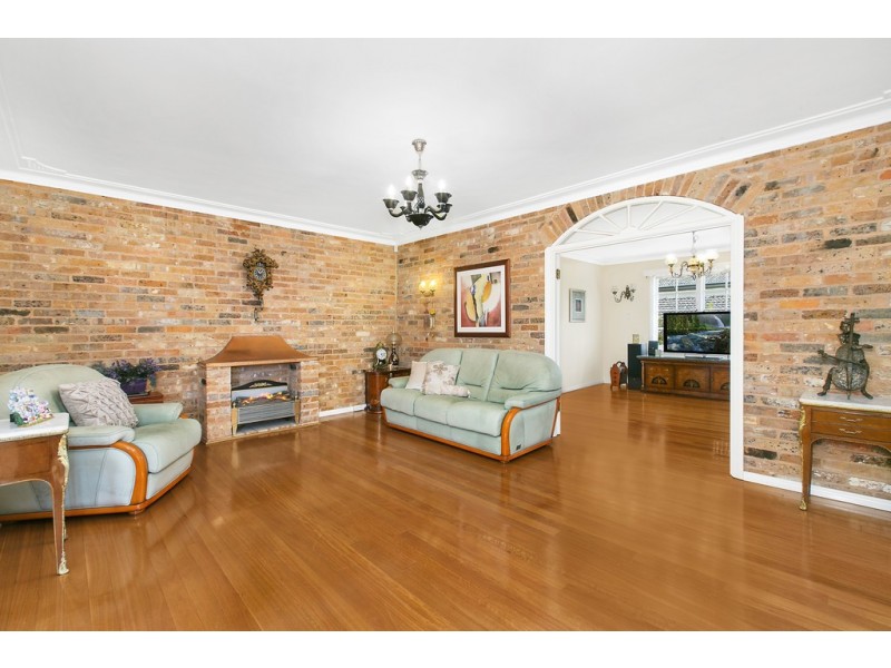 44 Romney rd, St Ives NSW 2075