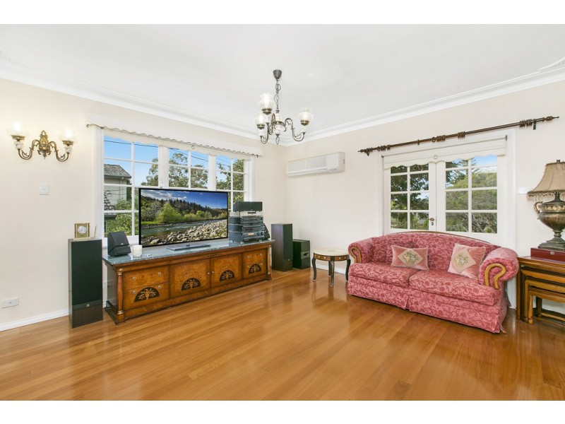 44 Romney rd, St Ives NSW 2075