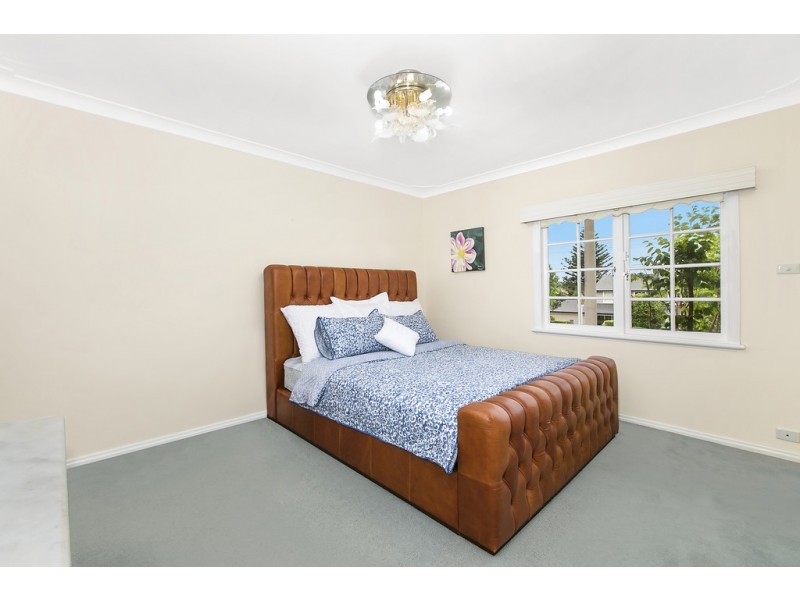 44 Romney rd, St Ives NSW 2075