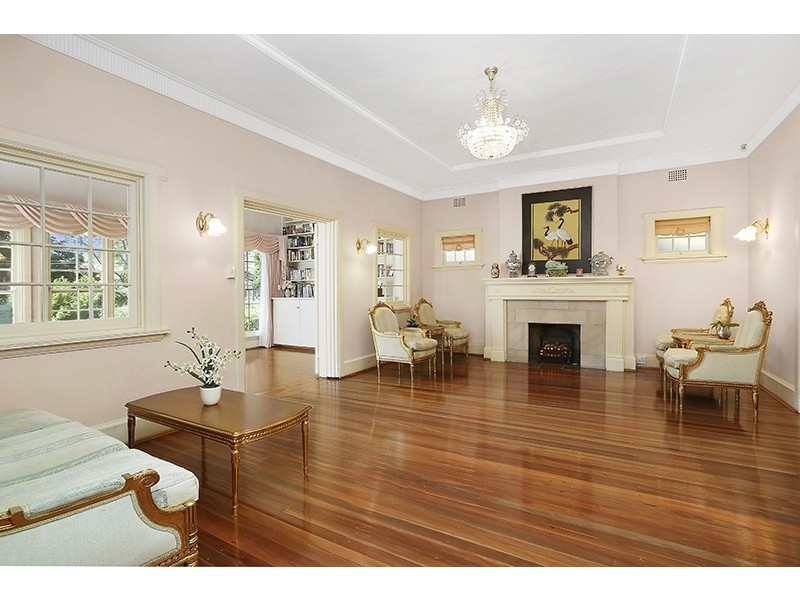 2 Caithness Street, Killara NSW 2071
