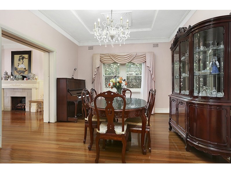 2 Caithness Street, Killara NSW 2071