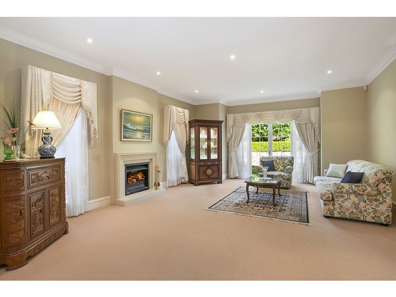 98 Koola Ave., East Killara NSW 2071