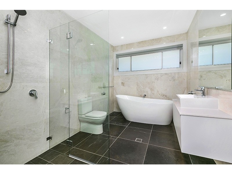 83 Telegraph Rd, Pymble NSW 2073