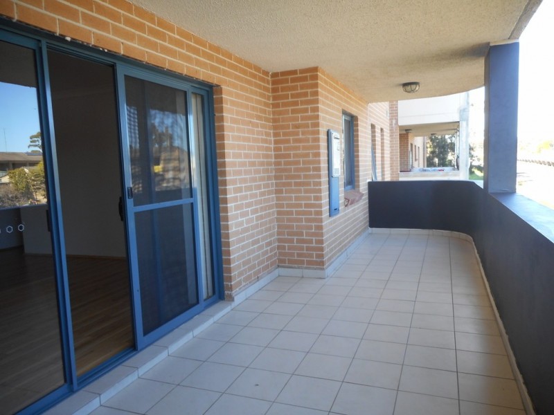 12/2 AMY ST, Regents Park NSW 2143