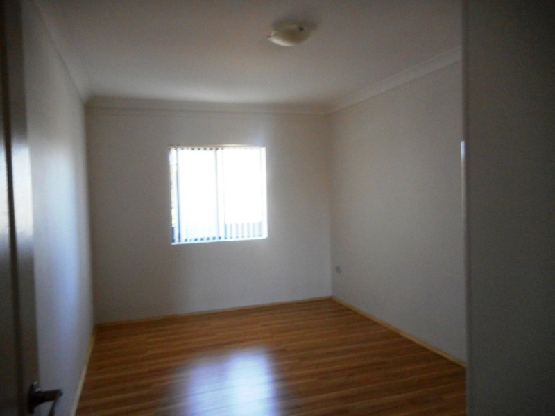 12/2 AMY ST, Regents Park NSW 2143