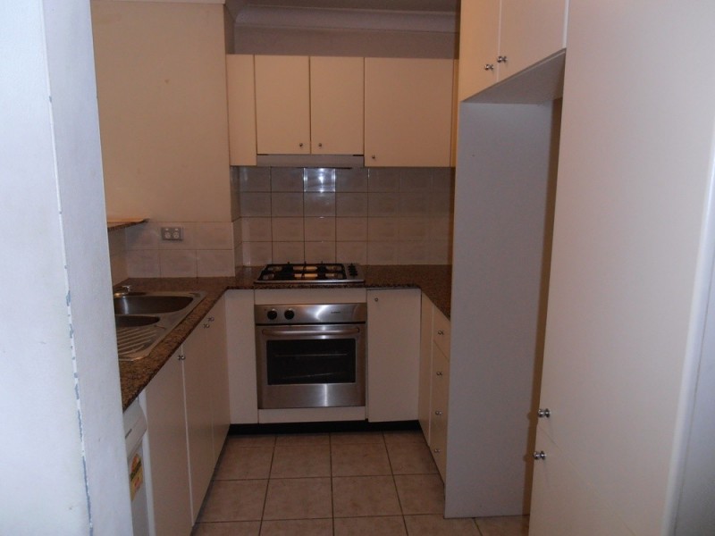 142/2 MACQUARIE RD, Auburn NSW 2144