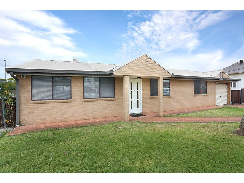 2 Banksia Street, Granville NSW 2142