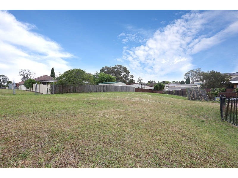 2 Banksia Street, Granville NSW 2142