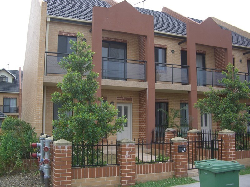 4/ 335-339 BLAXCELL STREET, Granville NSW 2142