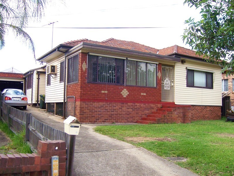 348 Park Road, Regents Park NSW 2143