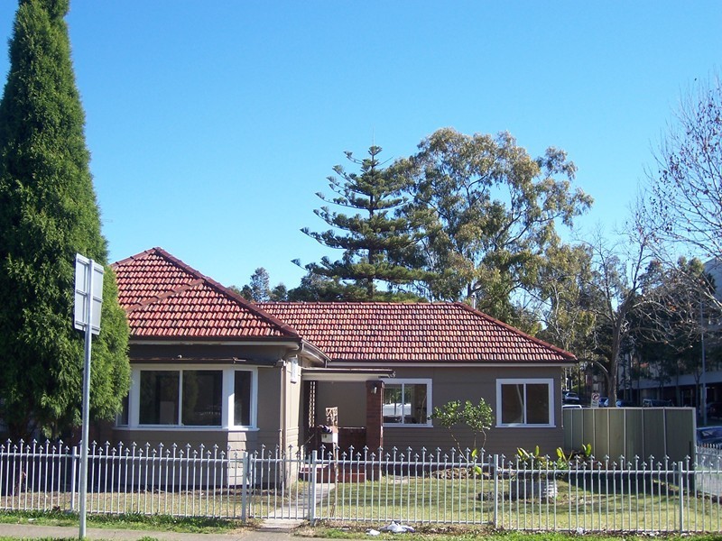 18 MILITARY ROAD, Merrylands NSW 2160