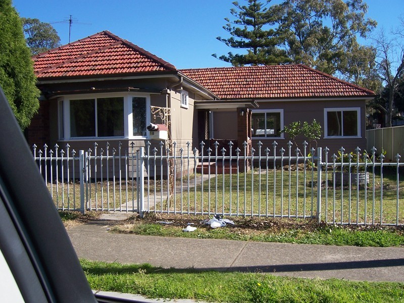 18 MILITARY ROAD, Merrylands NSW 2160