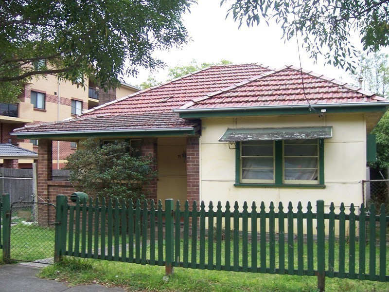 71 DEAKIN STREET, Silverwater NSW 2128