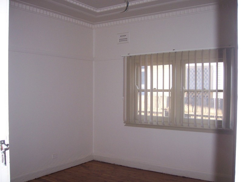 536 WOODVILLE ROAD, Guildford NSW 2161