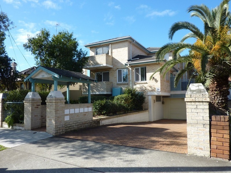 77 MACQUARIE ROAD, Auburn NSW 2144
