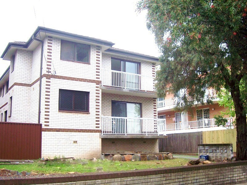 2/71 MACQUARIE ROAD, Auburn NSW 2144