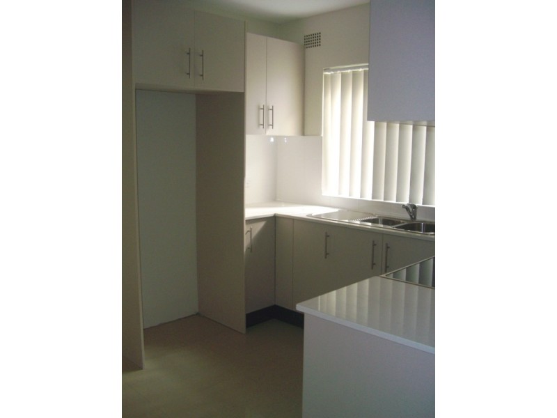 4/21 FOURTH AVENUE, Campsie NSW 2194