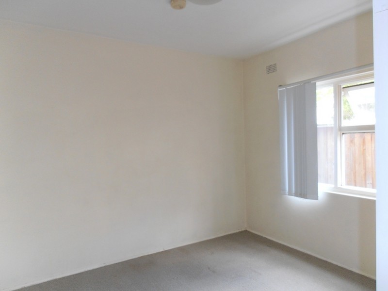 25 HARGRAVE RD, Auburn NSW 2144