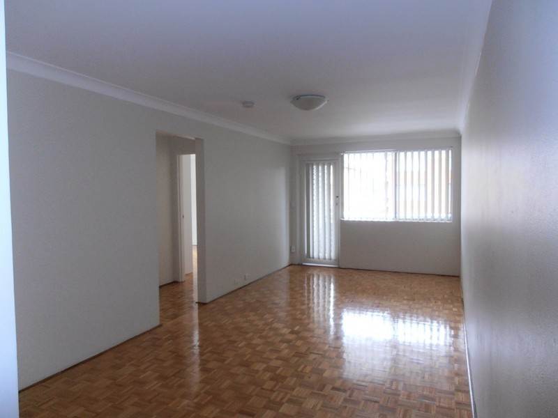 8/21  FOURTH AVE, Campsie NSW 2194