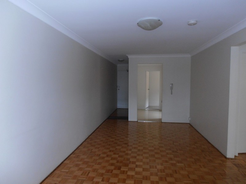 8/21  FOURTH AVE, Campsie NSW 2194