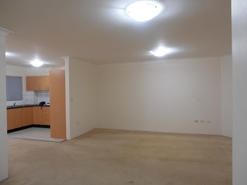 4/180-184  chapel rd (South), Bankstown NSW 2200